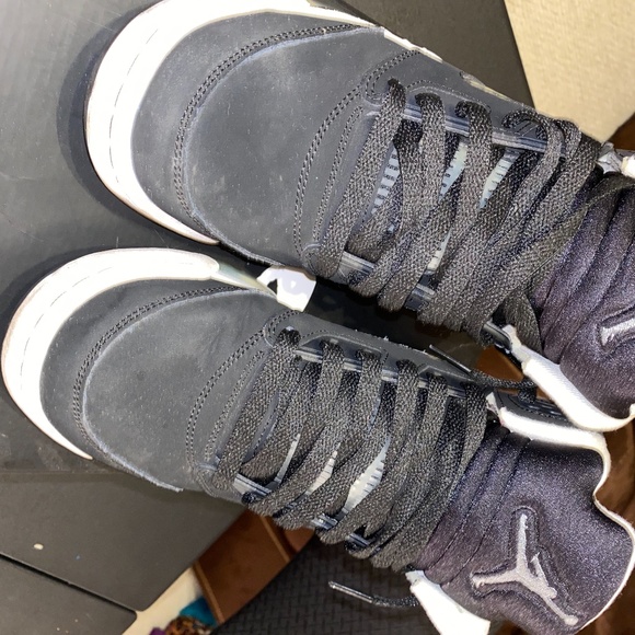 Size 7 Air Jordan 5 "Oreos" - Picture 4 of 8